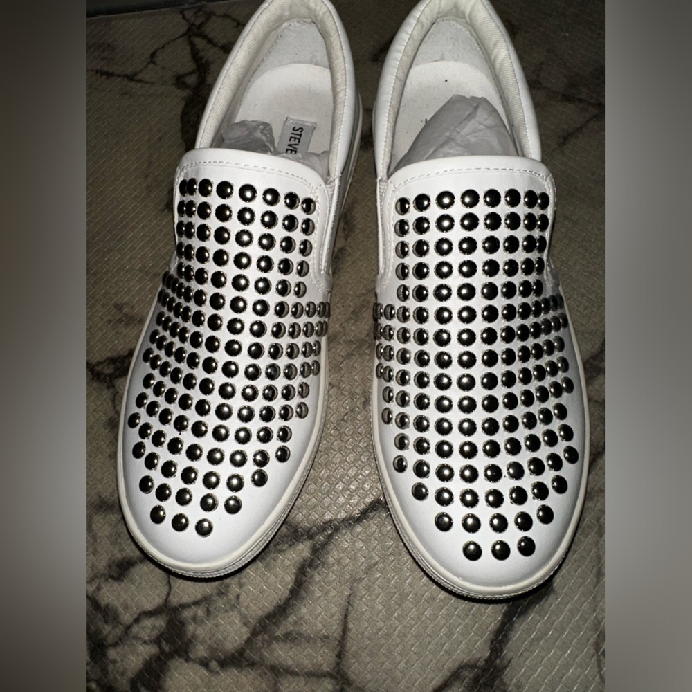 Steve Madden women’s torin white silver studded platform slip on sneaker flats